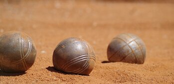 PETANQUE 